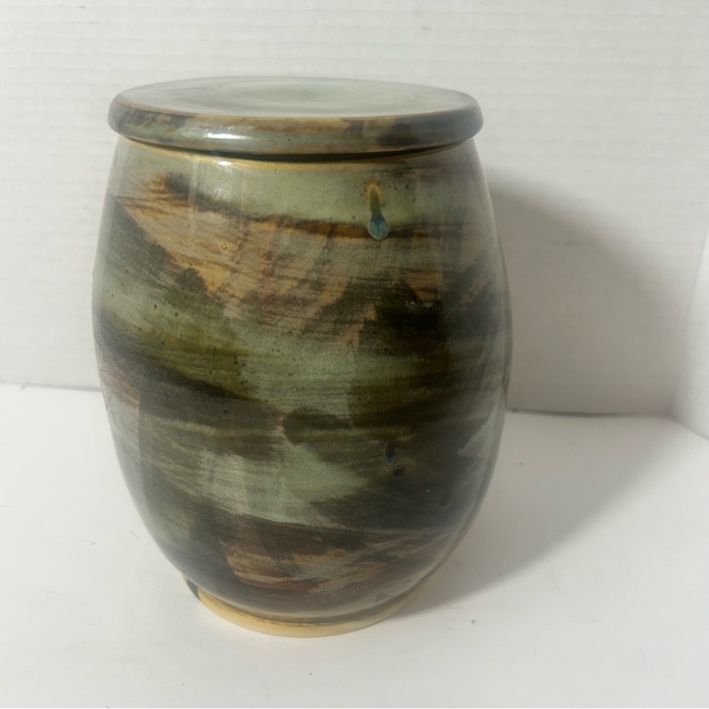 Studio Art Pottery Glazed Ceramic Jar with Lid Unsigned 7x5.5"